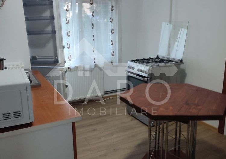Apartament 3 dormitoare 4 camere - Poză 6