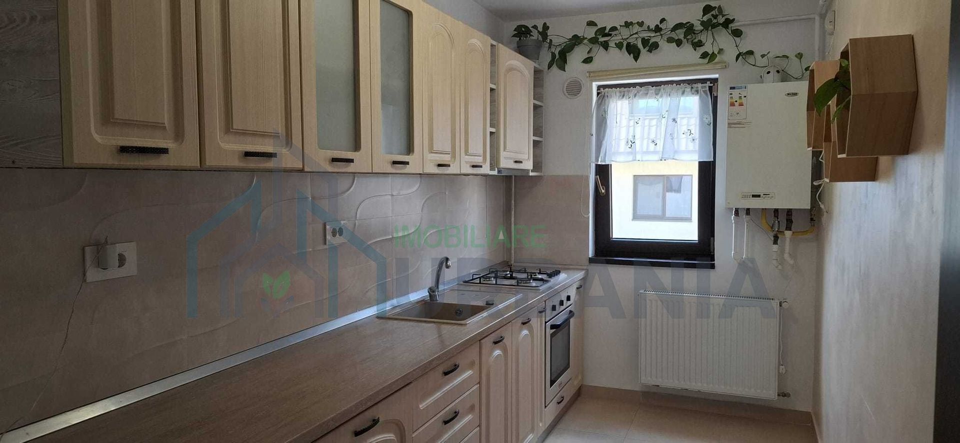 Apartament 3 Camere Decomandat | Valea Lupului (Str. Mesteacăniș) | Parcare Inclusă - Poză 2