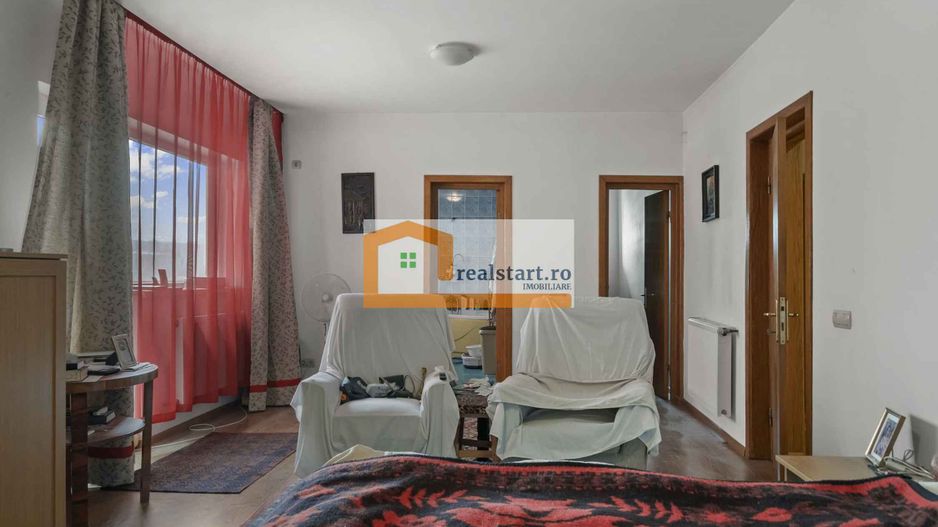 Vila 14 camere, individuala cu teren 590mp, curent trifazic, ALA, Metrou, - Poză 23