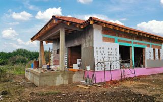 Casa nouă 123 mp utili, semifinisată, 535 mp teren, pod mansardabil - Poză 2