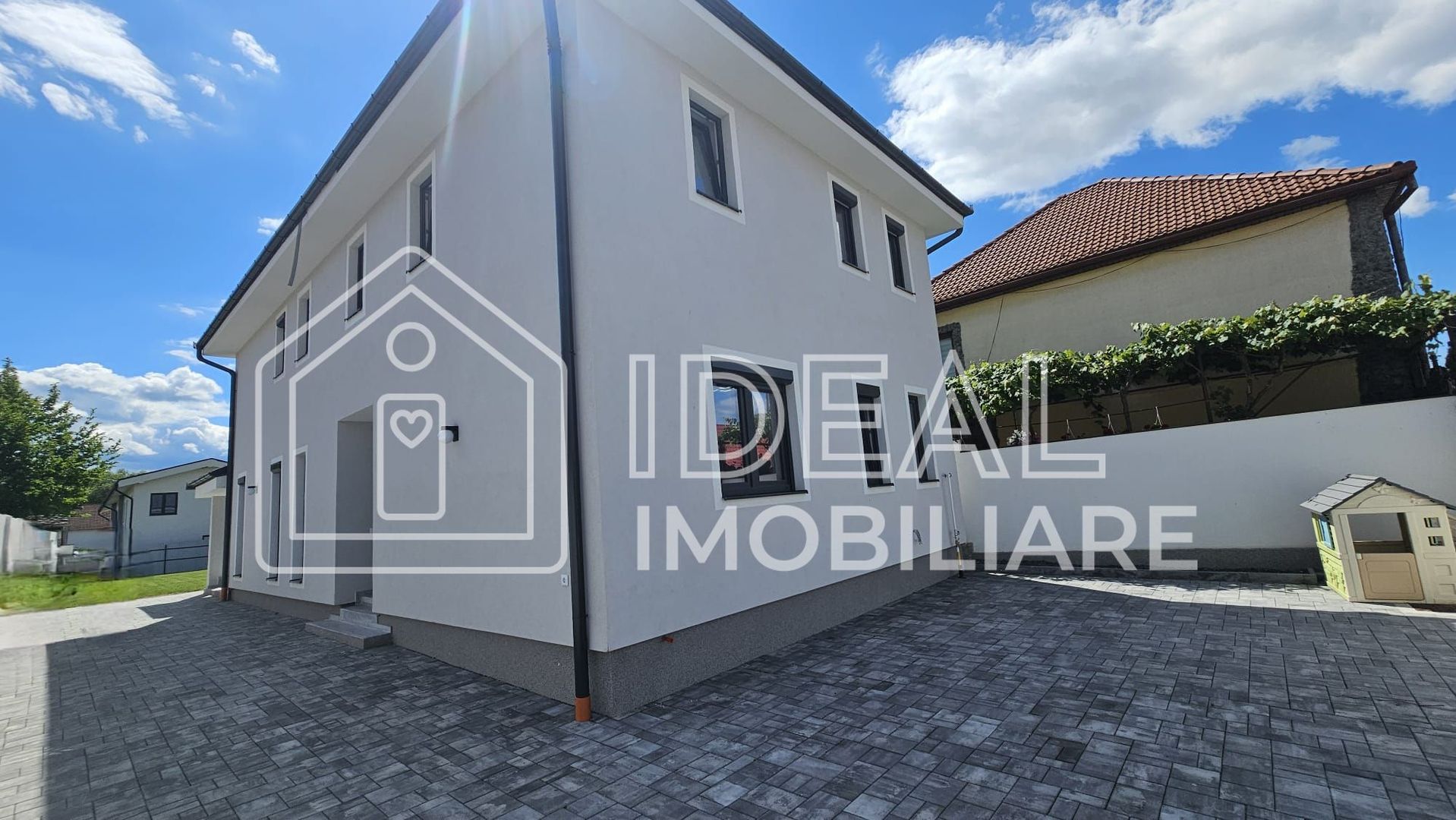 Casă individuală de vânzare | 145 mp utili | Teren 644 mp | Predare la cheie | Ș - Poză 1