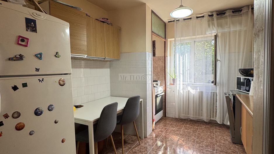 Apartament zona Calea Aradului cu 4 camere, 3 balcoane - boxa proprie - Poză 10