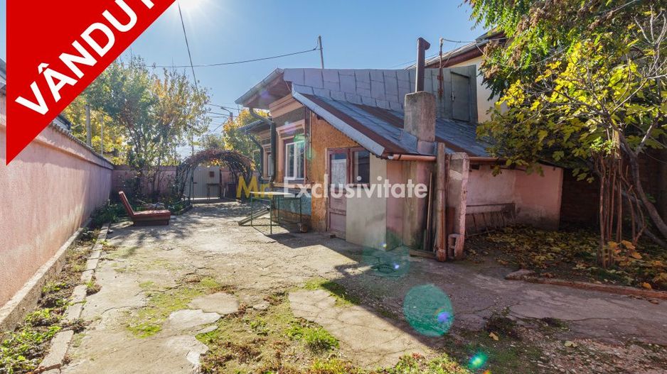 Casă cu teren 250 mp în Voluntari, str. Gheorghe Doja – oportunitate excelentă! - Poză 1