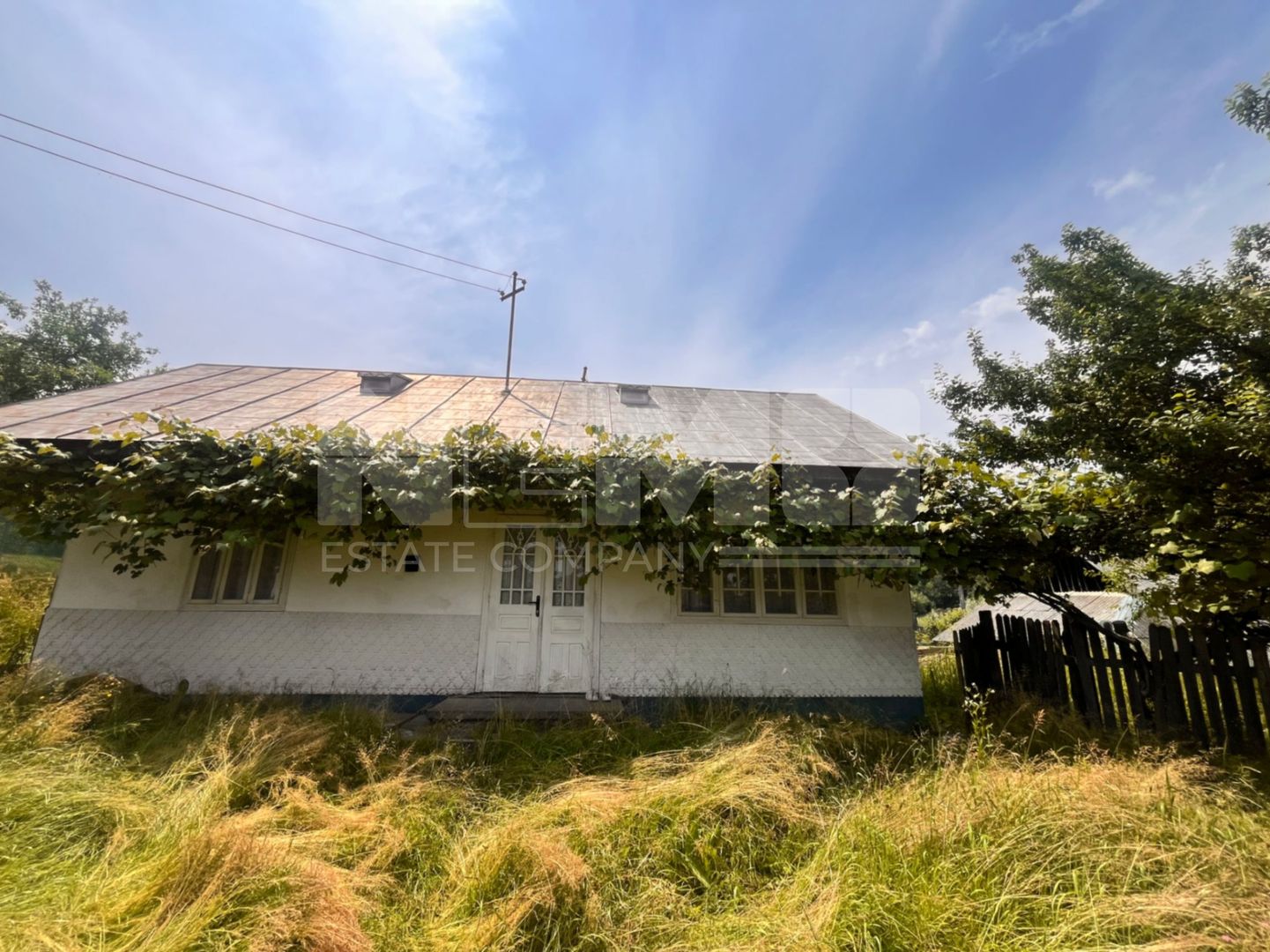 Casa Batraneasca cu 74 Ari Teren I Suceava/Sasca Mare I 60.000E - Poză 1