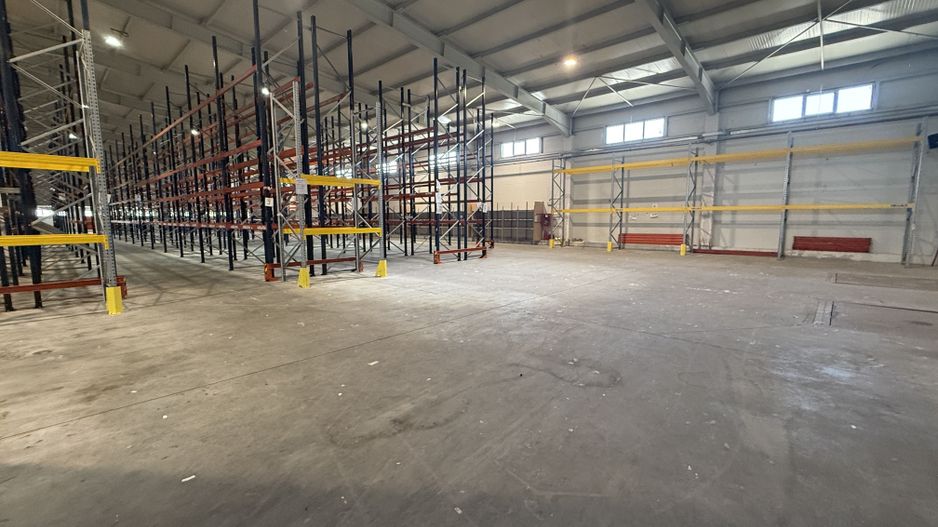 De inchiriat depozit logistic cu rafturi incluse, 2 rampe , Chitila - Poză 12