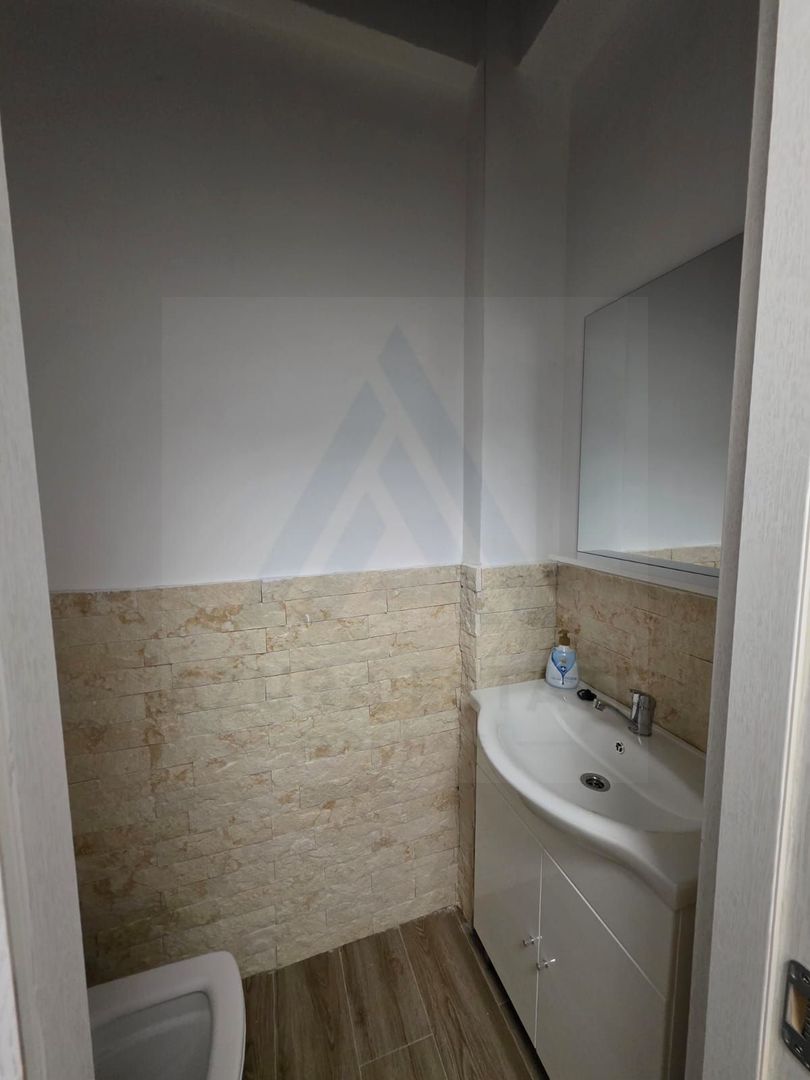 Apartament modern 2 dormitoare 2 bai parcare etaj 2 zona Doamna Stanca - Poză 9