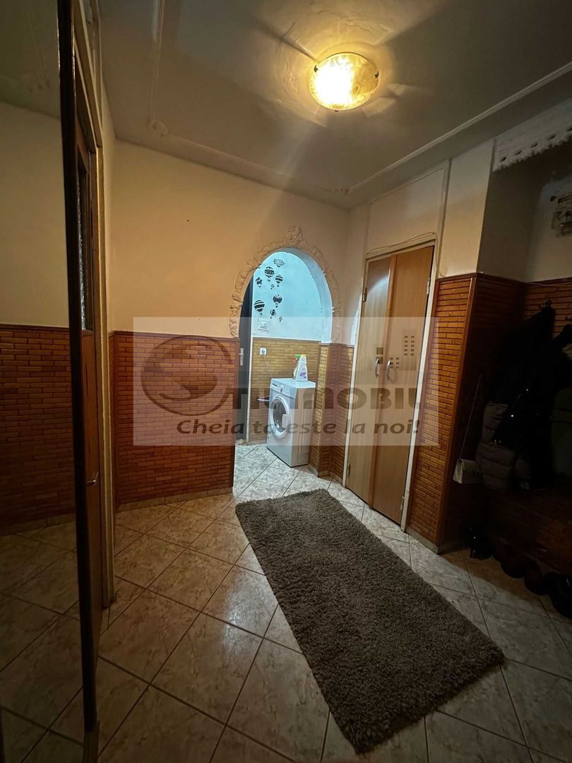 Apartament 2 camere Granit suprafata 44mp 75000 euro - Poză 1