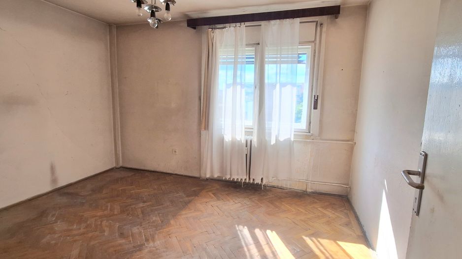 Apartament cu 2 camere - Piata Victoriei - Poză 11