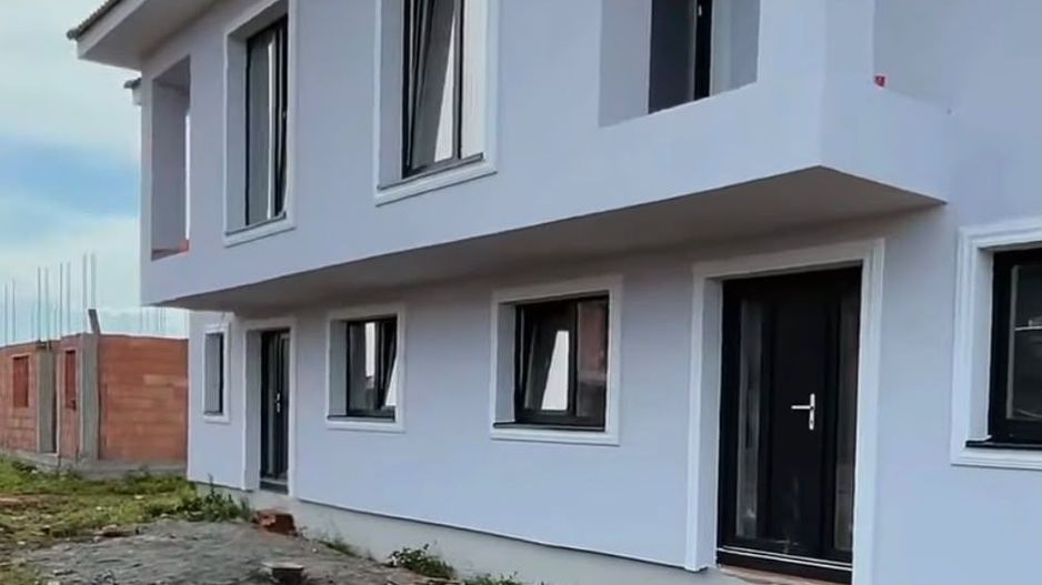 Casa tip duplex, doar 129700euro,  4 cmere, Sura Mica - Sibiu - Poză 1