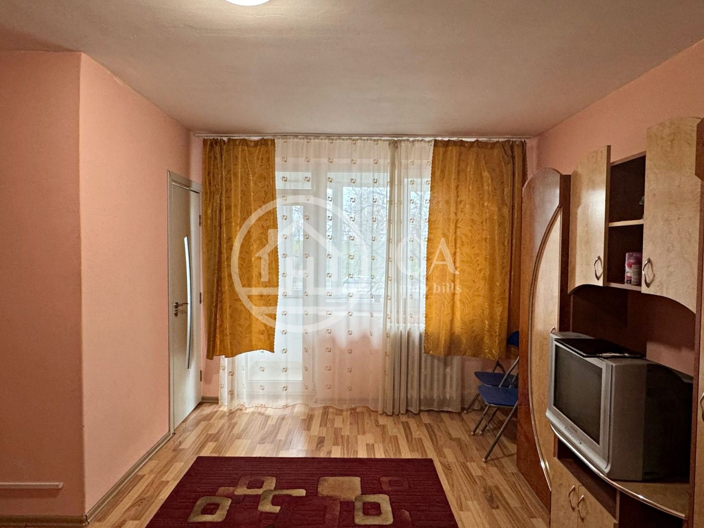 Apartament de vânzare cu 1 camera zona Rogerius, Oradea - Poză 1