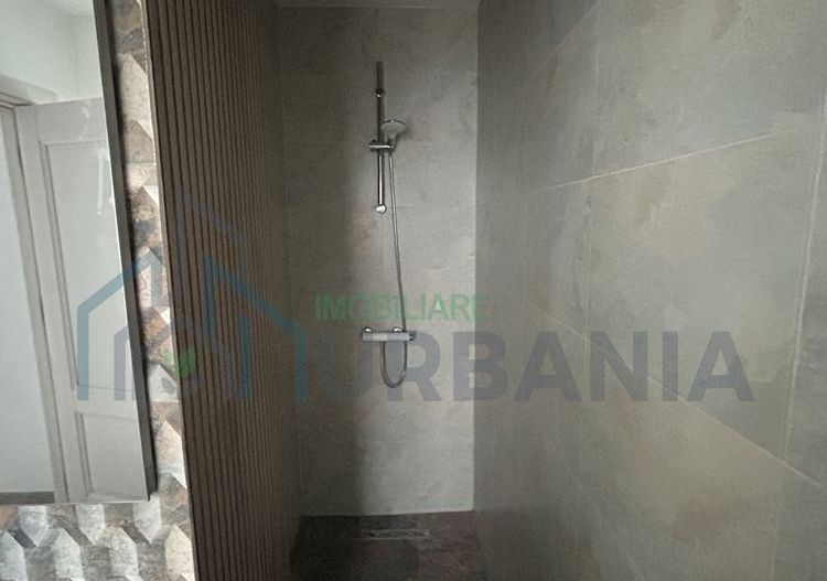 Apartament cu 2 camere, renovat, în zona Piața Alexandru cel Bun - Poză 6
