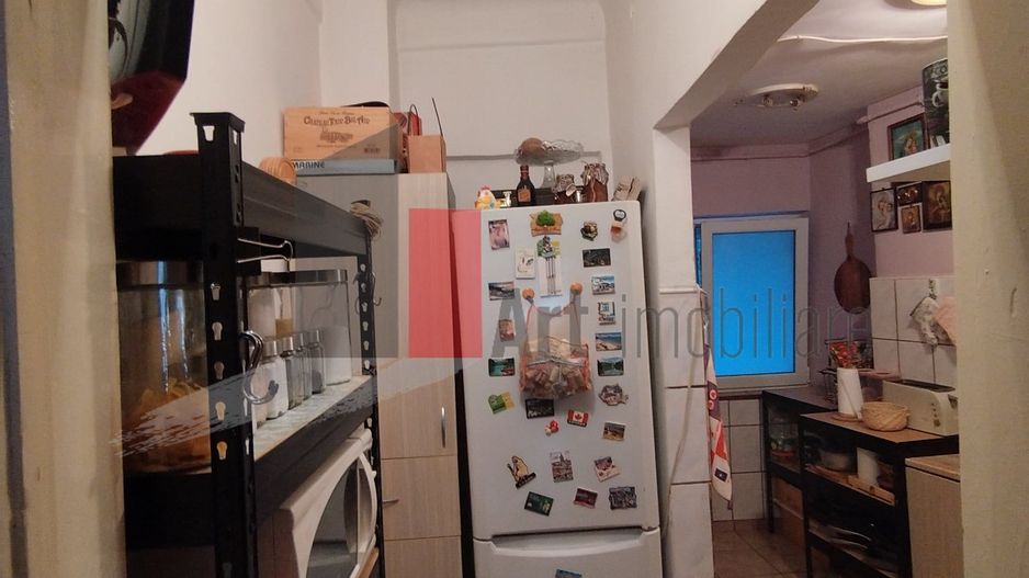 Apartament cu 3 camere de vanzare-Piata Victoriei - Poză 5