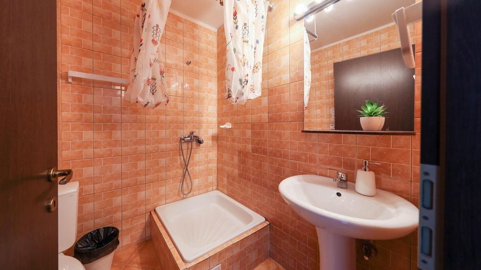 Vilă spațioasă de vânzare în Predeluț, Bran | 2000mp - Poză 31