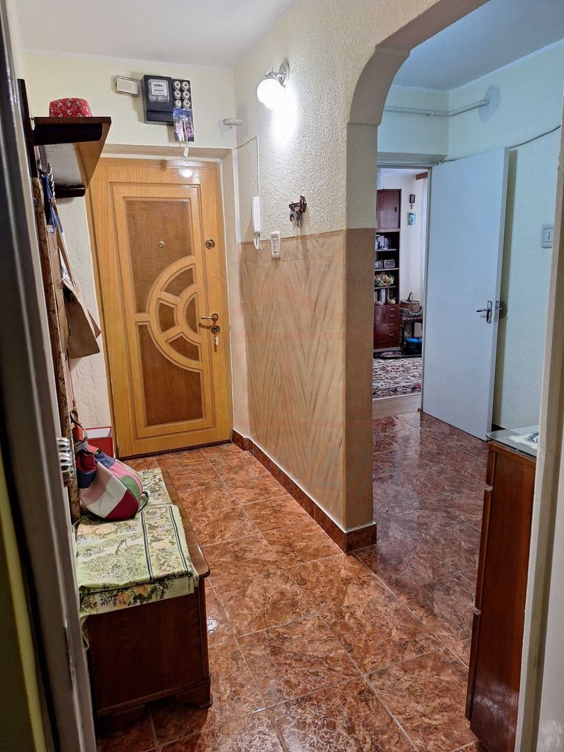 74.900 euro, 3 camere, Centru, etaj 3/4 - Poză 4