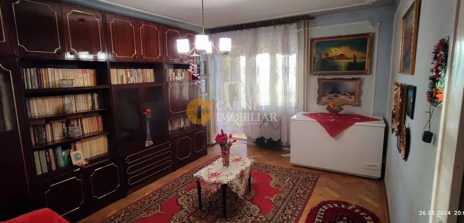 Podu Ros, 2 camere decomandate, 54mp, fara risc - Poză 2