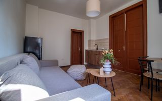 Vila interbelica AIRBNB "la cheie" - Poză 5