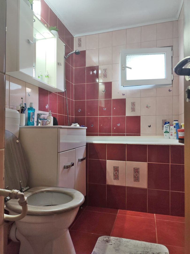 Apartament 2 camere, 51 mp, parcare, zona Nufarul, Oradea - vanzare - Poză 14