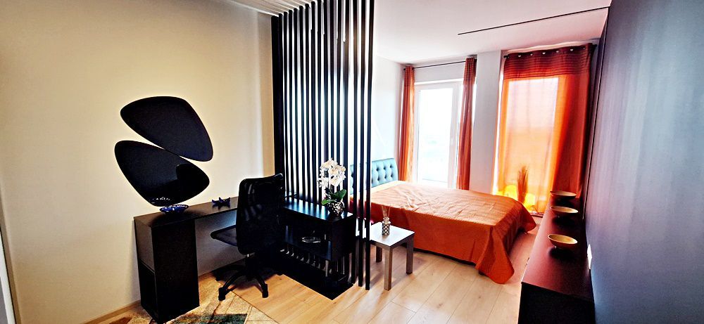 Penthouse cu terasa si jacuzzi in zona Coresi 2000 euro/luna - Poză 12