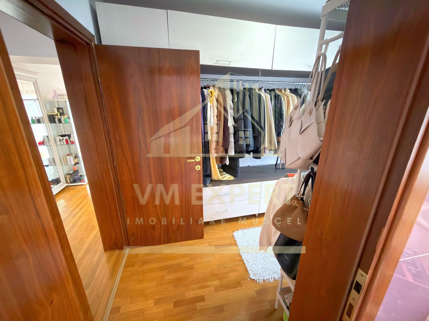 CASĂ 5 CAMERE TEREN 1600 MP CAMPULUNG - Poză 53