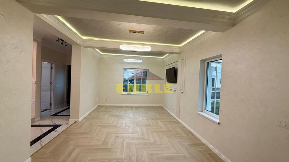 CASĂ P+1 DE VÂNZARE – CARTIER NOU, CURTEȘTI, BOTOȘANI - Poză 3