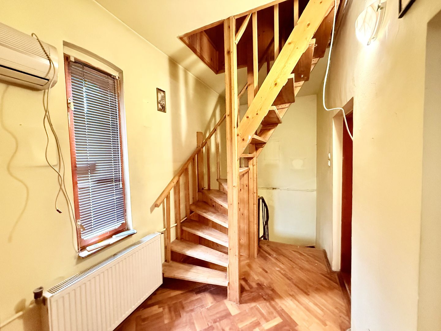 Vila 200 mp desfasurati cartier de case Belvedere Regie - Poză 35