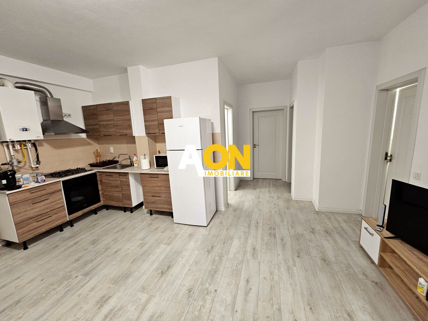 Apartament 3 camere, 2 bai, 2 balcoane, bloc nou, zona Ampoi 3 - Poză 4