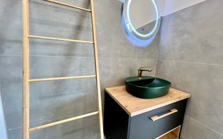 Vilă **6 camere  **451mp // Zona Iancu Nicolae - Poză 13