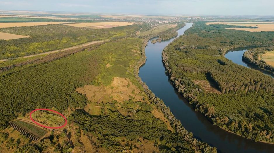 Teren agricol intravilan, 49 ari pe malul Nistrului, Doroțcaia - Poză 2