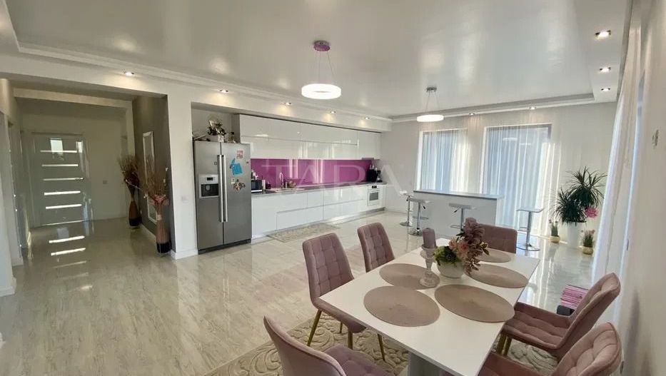 Casă de vânzare – Florești, zona Tăuți. - Poză 2