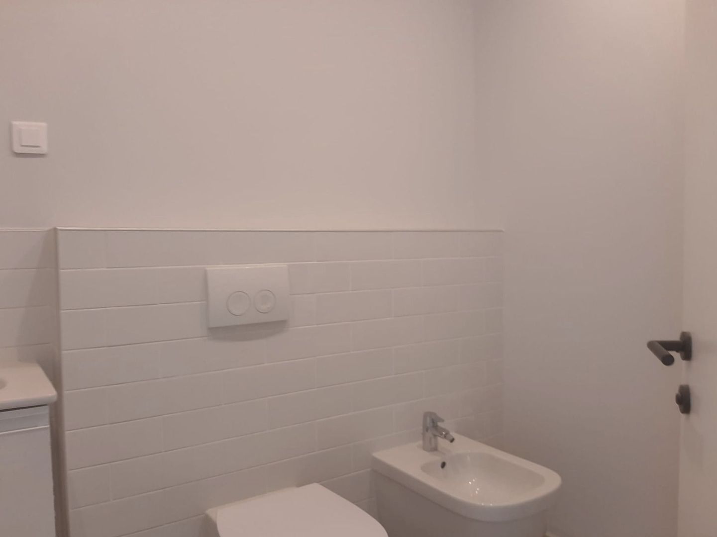APARTAMENT PREMIUM CU 5 CAMERE ȘI GRĂDINĂ PRIVATĂ DE 160 MP - Poză 19