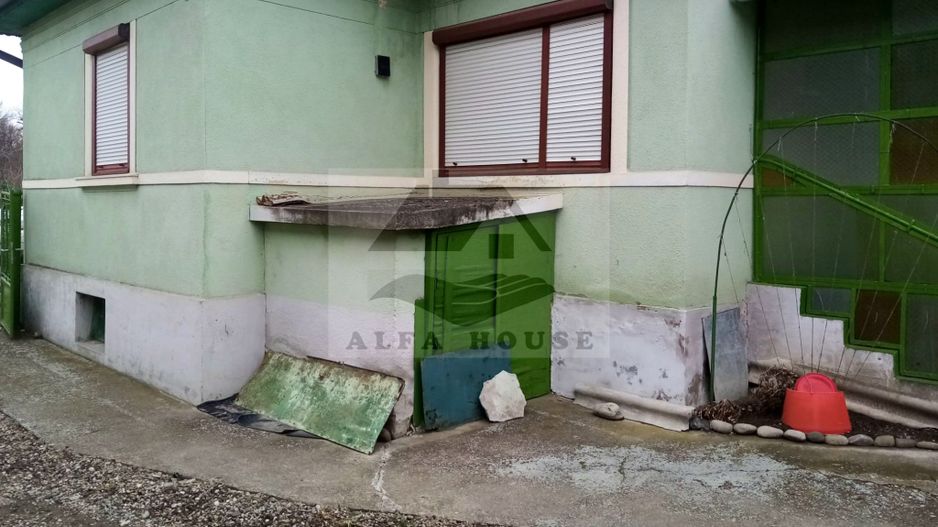 Casă 3 camere, priveliște Castelul Ugron – pretabil si pentru investie - Poză 8