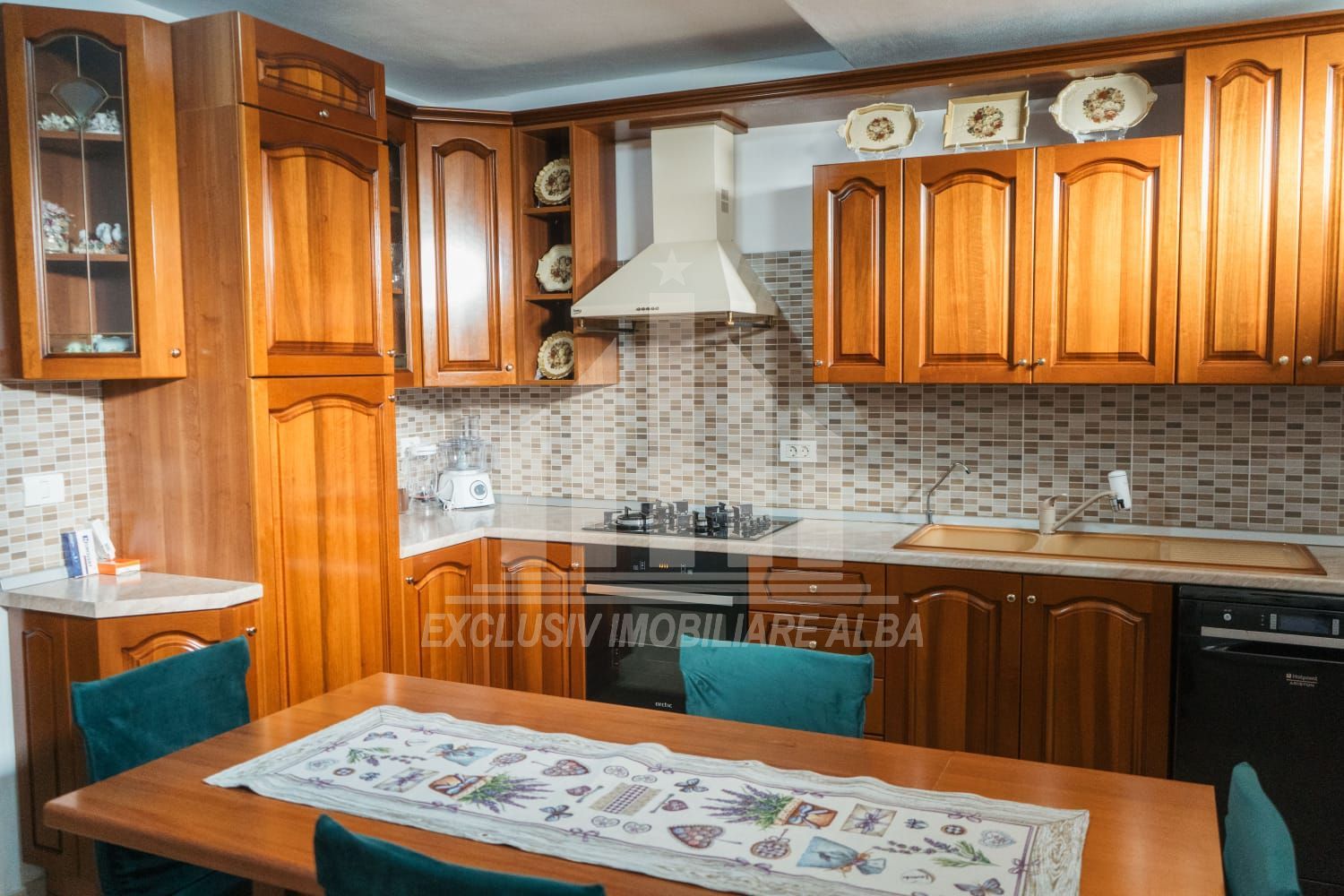 Casa individuala stil mediteranean, Alba-Micesti - Poză 6