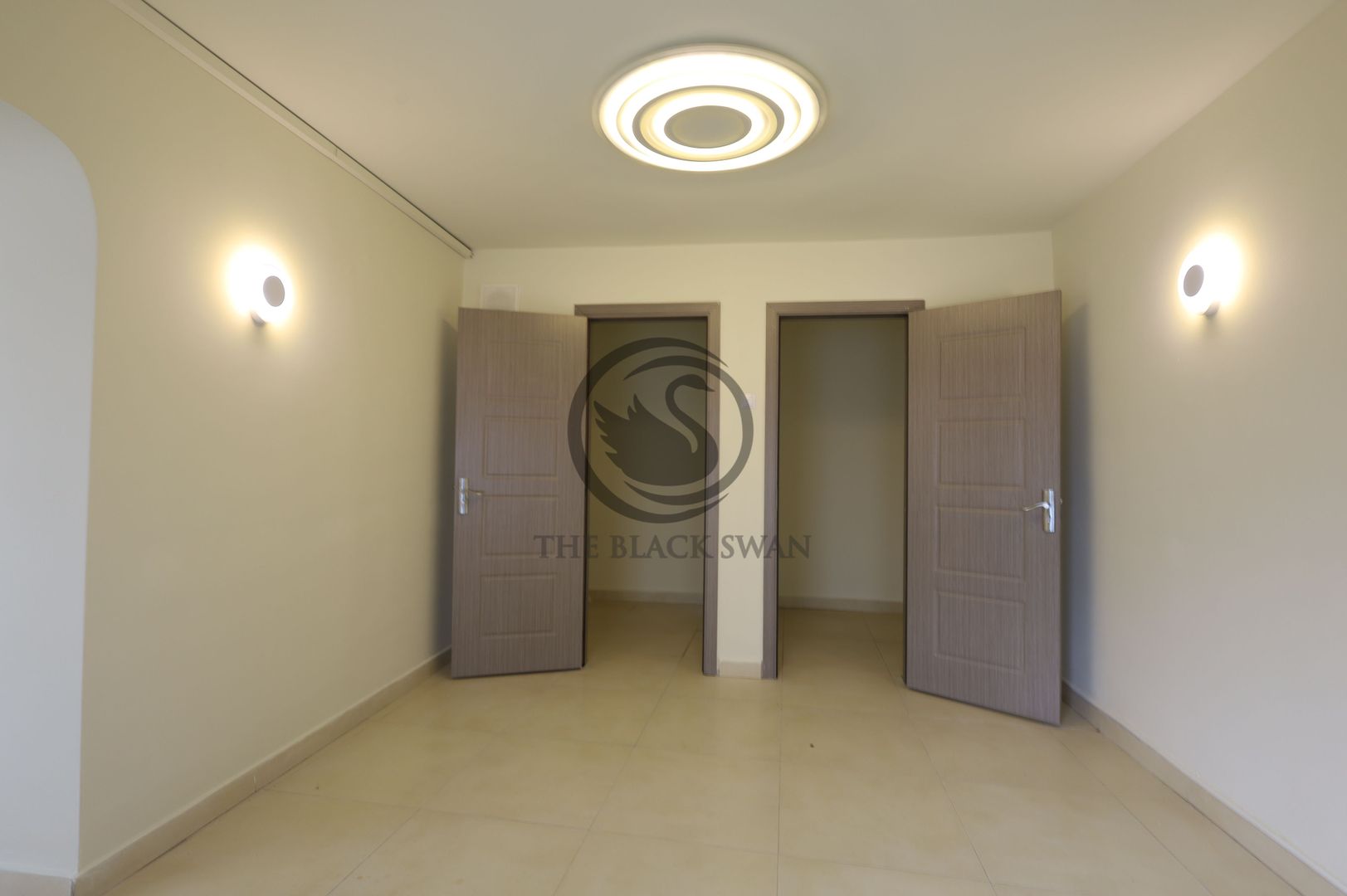 Casa de vanzare 12 camere | 2 constructii - Business, Rezidential | PH - Poză 2