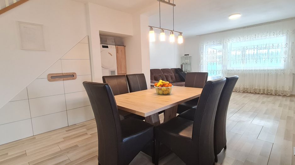 Casa 4 camere semimobilata in Cartier Izvor Tarlungeni Brasov - Poză 5