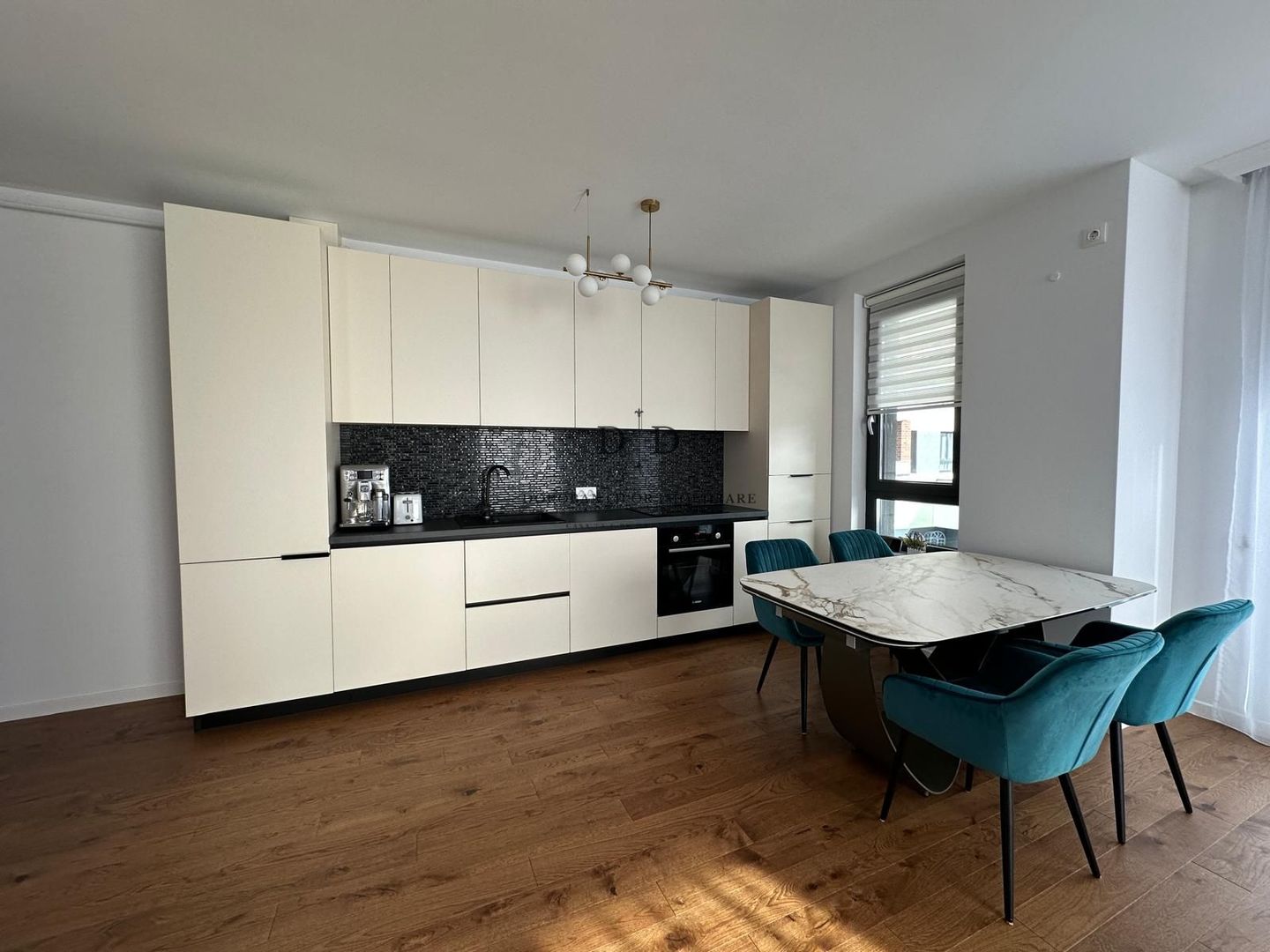 Apartament 2 camere, etaj intermediar- parcare subterană, Iulius Mall - Poză 5