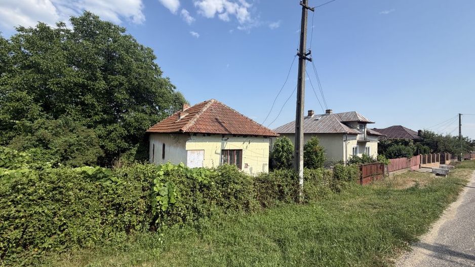 Casă bătrânească + teren 1.032 mp, Purcăreni, Argeș - Poză 1