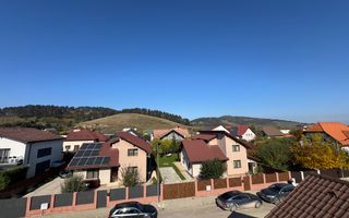 Apartament cu 2 camere in Sanpetru - Poză 10