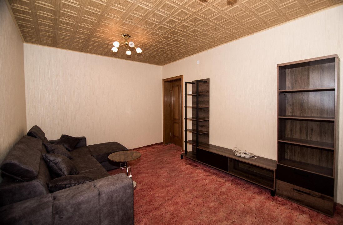 Inchiriere - Apartament 3 camere - Zona Centrala - Poză 3