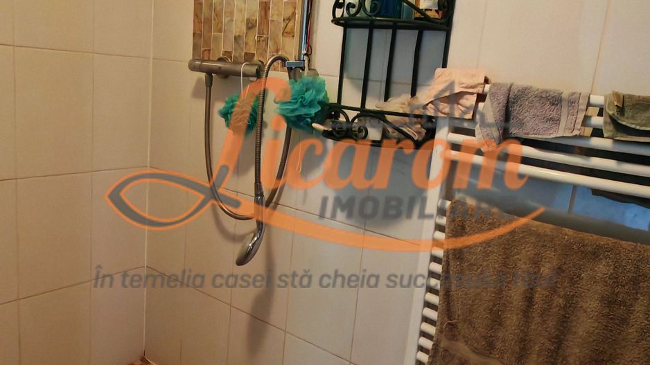 CASA SASEASCA comuna VULCAN,zona foarte buna,teren 3000 mp - Poză 11