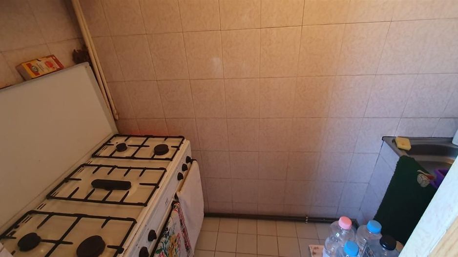 Apartament 3 camere2 bai 2 balcoane Centrala proprie. - Poză 13