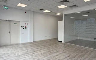 Spațiu versatil in zona centrala – birouri sau activități comerciale - Poză 12