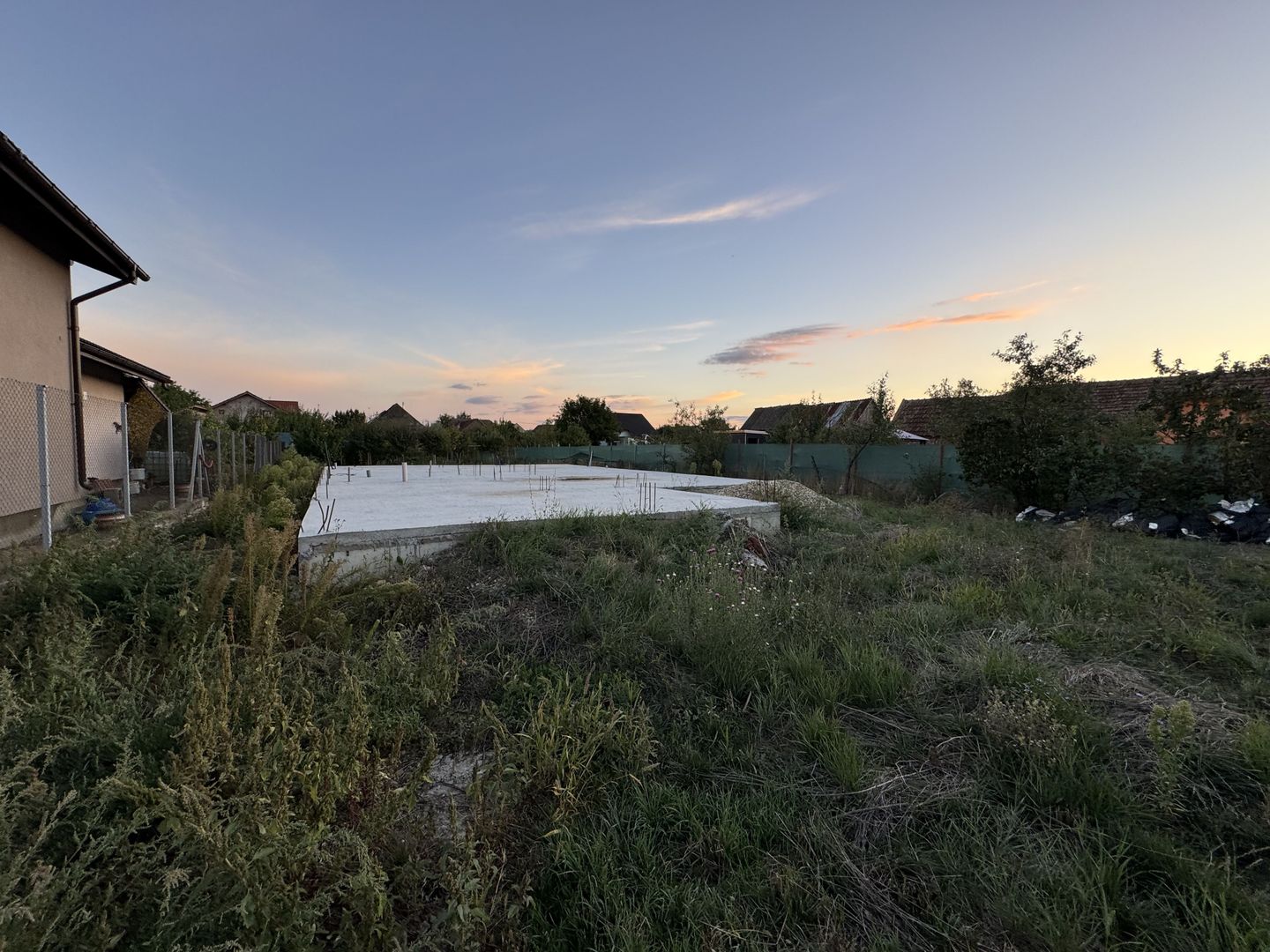 Teren Intravilan Becicherecu Mic Cu Proiect Si Autorizatie,Fundatie Finalizata - Poză 3