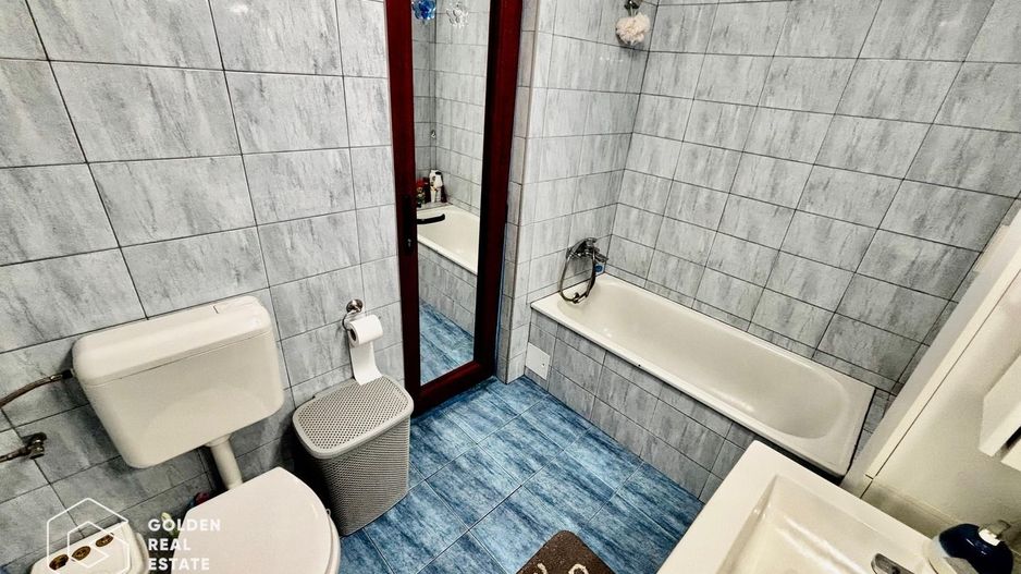 Apartament spatios la curte,  2 camere, complet renovat, Aradul Nou - Poză 12