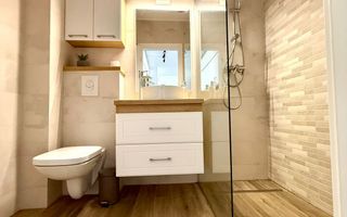 Apartament de inchiriat cu 2 camere, balcon, loc de parcare-mobilat si utilat - Poză 7