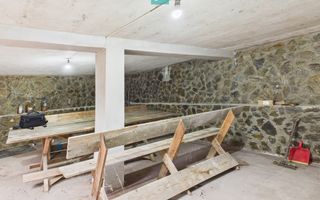 Teren 977 mp cu fundație și pivniță finalizată - Poză 7