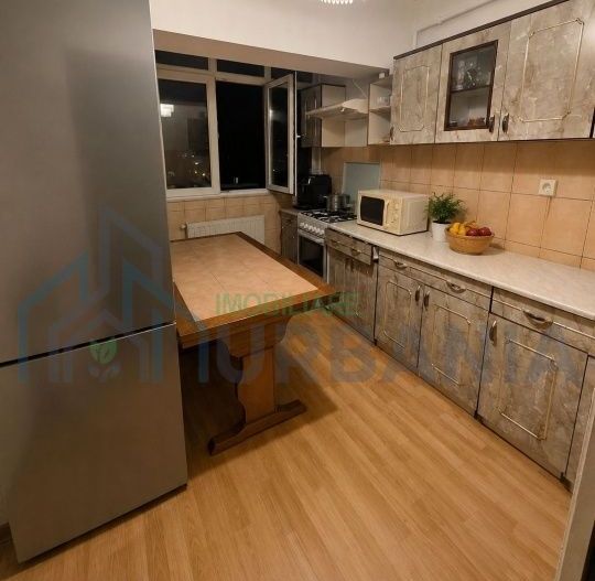 Apartament 4 camere, 2 băi, bloc pe cadre, renovat recent, Mircea Cel Bătrân, nr.1, bl. A1 - Poză 6