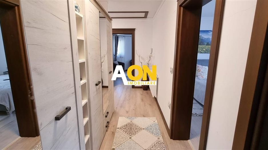 Casa 4 camere finisaje de lux 950 mp teren Com. Ciugud - Poză 15