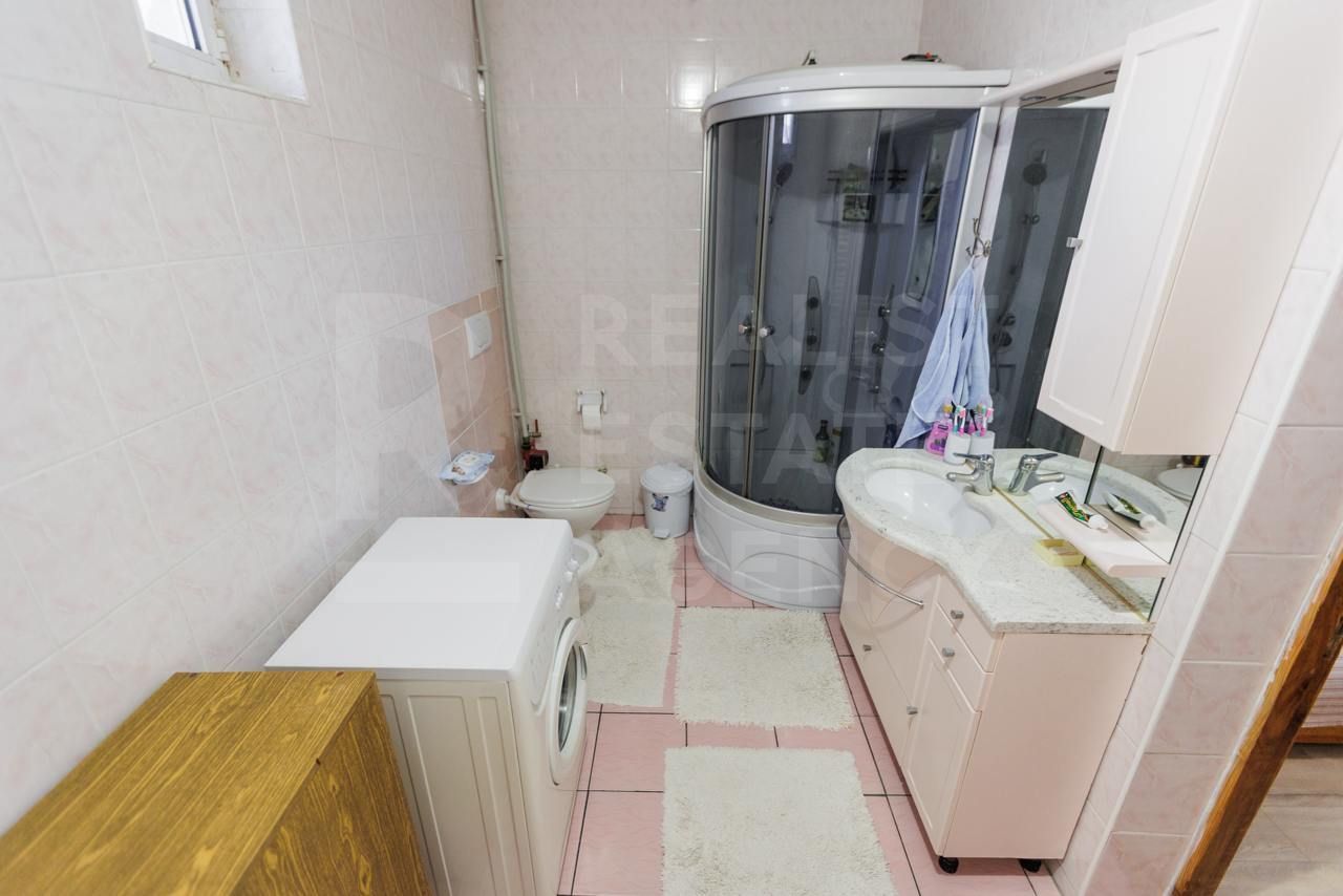 Vânzare, casă, 2 nivele, strada Traian, r-ul Ialoveni. - Poză 18