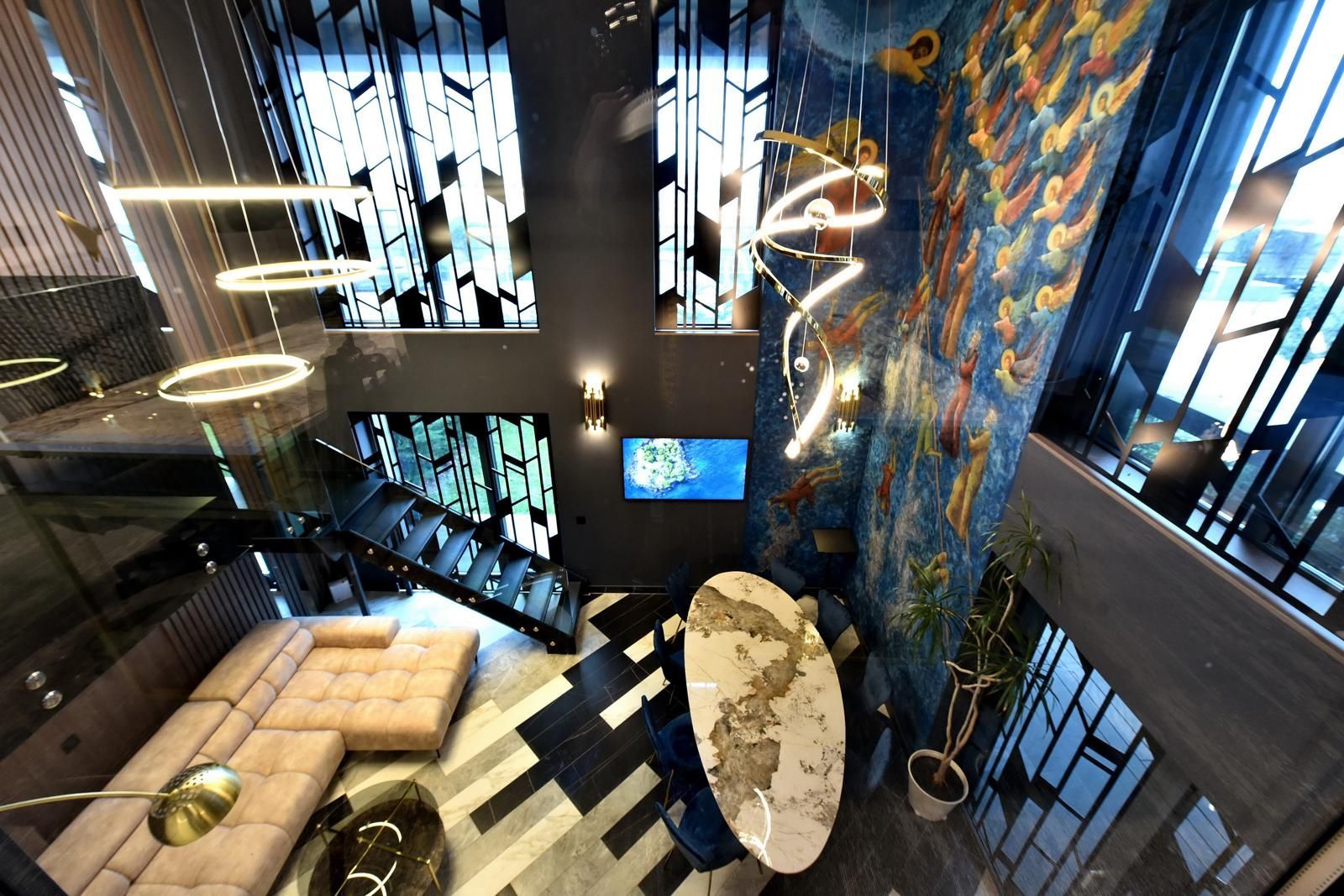 Blue Velvet in Cloud 9 | Groundfloor Duplex That Redefines Luxury - Poză 3