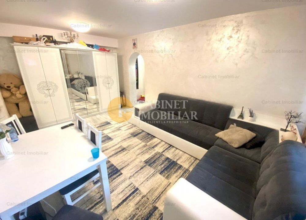 Apartament 2 Camere - Parter - La Bulevard - Zona Podu Ros - Poză 2